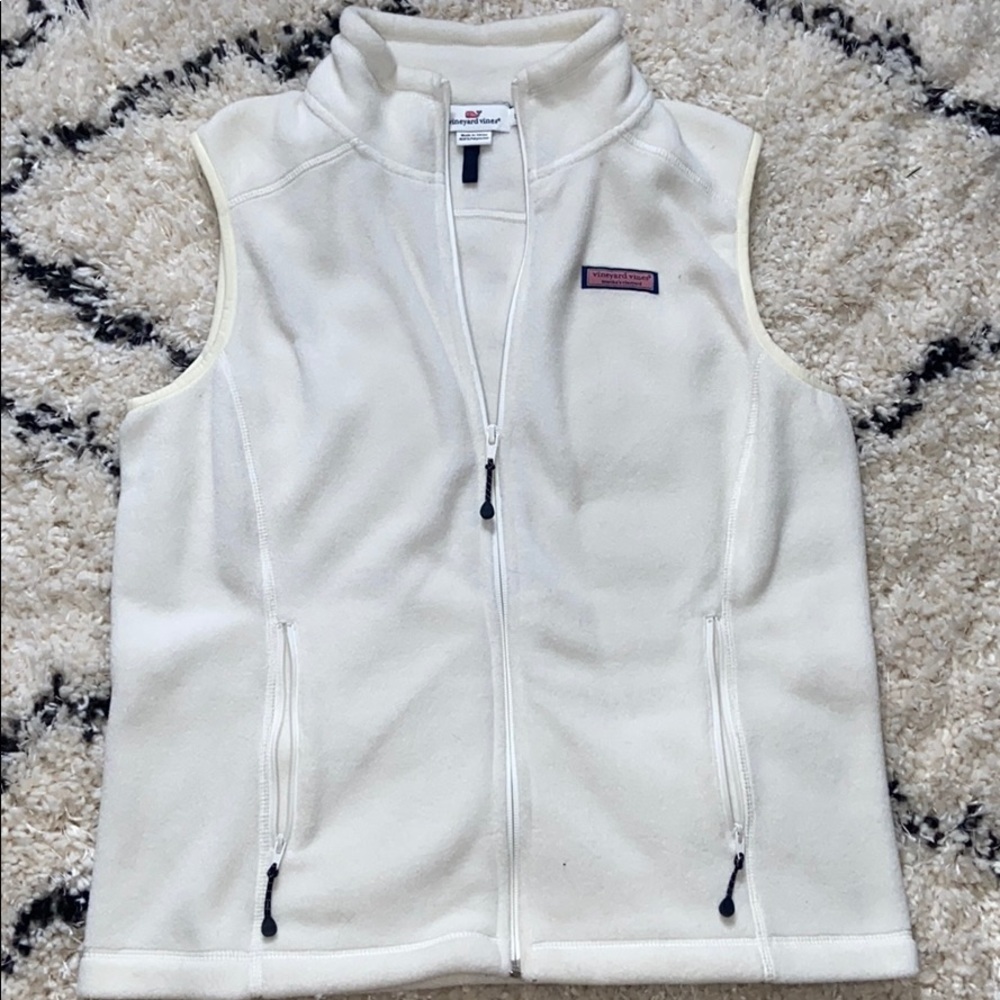 Vineyard vines vest